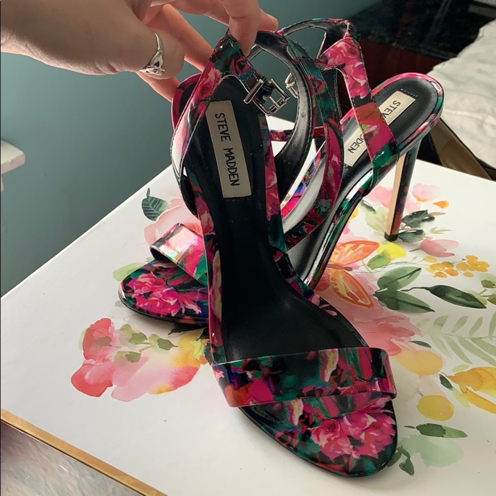 Steve Madden floral heels